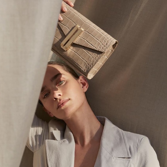 DeMellier Quebec Leather Crossbody - Picture 2 of 4